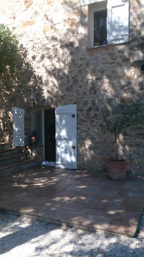 Le Clos Sous Le Chemin Сеян Екстер'єр фото